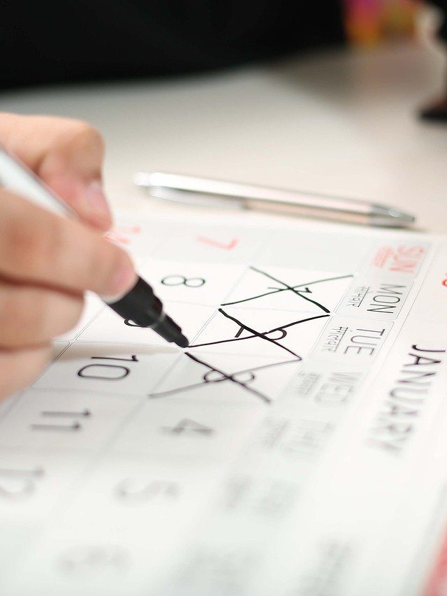 2025 में कितने रविवार की छुट्टी मारी जाएगी? वीकेंड पर आएंगे ये त्योहार-हॉलीडे