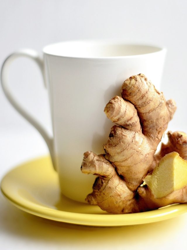 শীতে কড়া করে চা, ঠিক কখন আদা দিলে স্বাদ বাড়ে? জেনে রাখুন