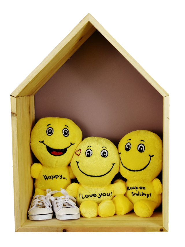 Hindi Jokes: फिल्म देखने में देरी हुई तो पत्नी ने कर दिया हल्ला, पति को छुपाना पड़ा मुंह!