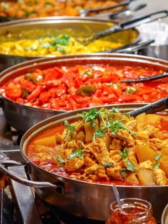 ফ্রিজে রাখলেই 'বিষ' হয়ে যায় এই সব খাবার