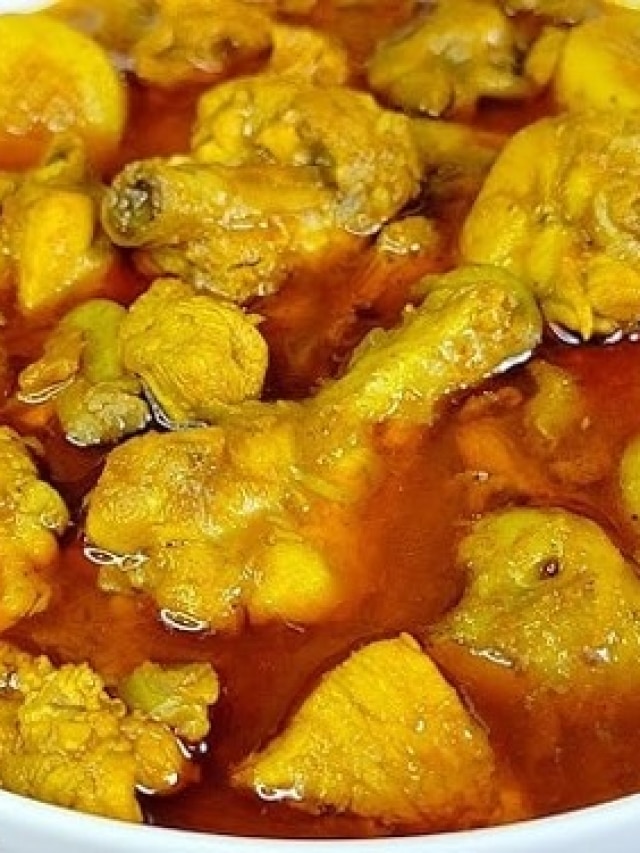 নতুন আলু দিয়ে দেশি মুরগির ঝোল, রইল গ্রাম বাংলার রেসিপি