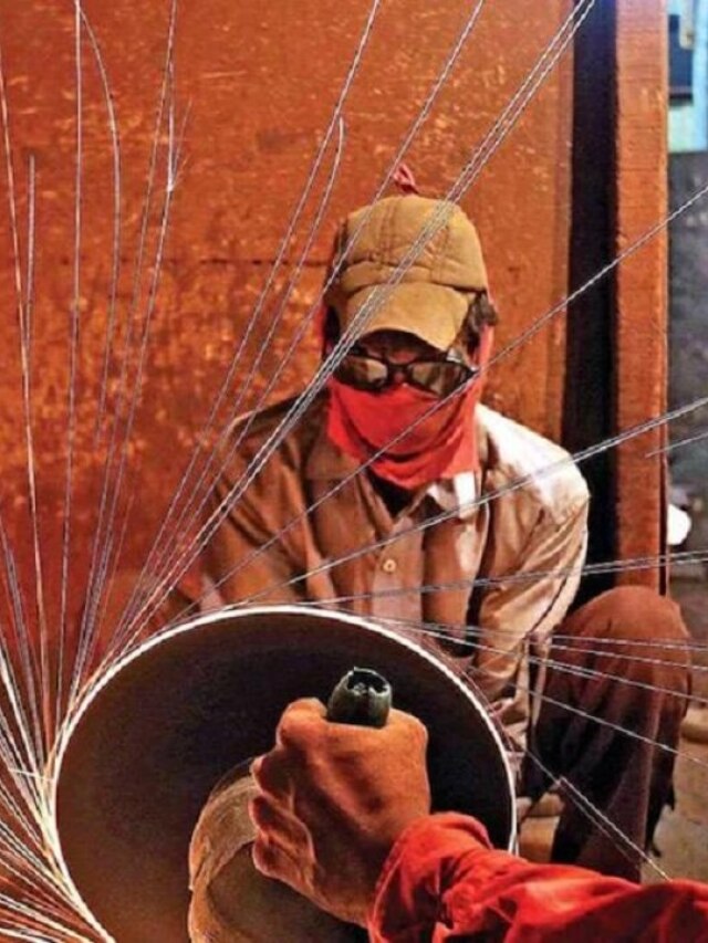 मोदी सरकार के लिए गुड न्यूज, 6 महीने के हाई पर इंडस्ट्रियल प्रोडक्शन