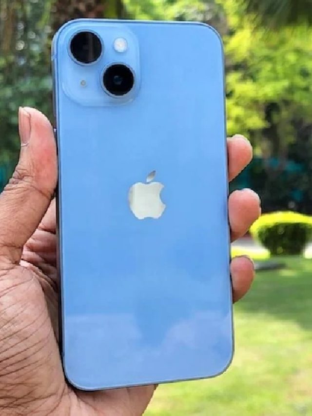 Trump के टैरिफ से क्या महंगे हो जाएंगे iPhones? भारत पर क्या होगा असर