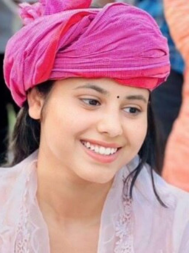 रिंकू सिंह ही नहीं... इन दो क्रिकेटरों ने भी सियासी परिवार में खोज लिया ससुराल