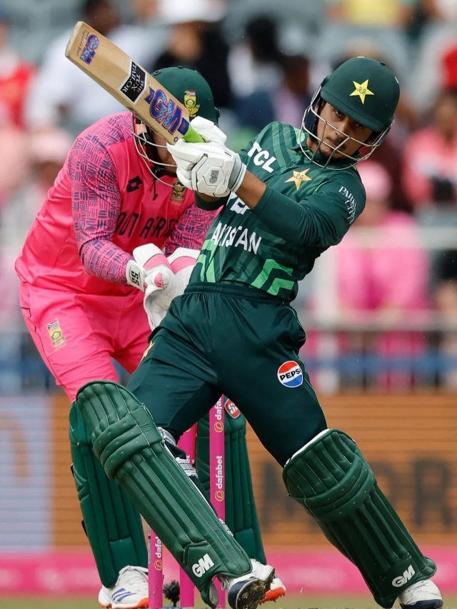 चैम्पियंस ट्रॉफी से पहले पाकिस्तान की फजीहत, इस कारण नहीं हुआ टीम का ऐलान