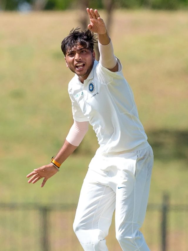 9 विकेट लेकर इस गेंदबाज ने मचाया बल्लेबाजों में हड़कंप, 4 गेंदों में किए 3 शिकार