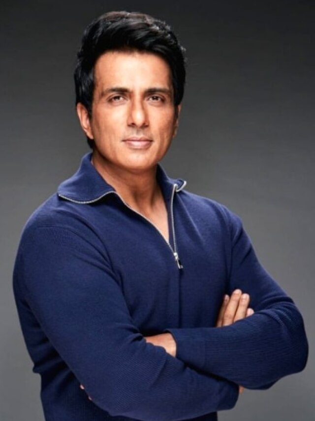 4 साल से नहीं खाई रोटी, अस्पताल जैसा खाना खाते हैं सोनू सूद, बोले- मुझे यही...