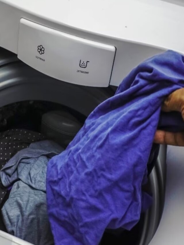 না ধুয়েই নতুন পোশাক পরেন? কী হচ্ছে জানুন