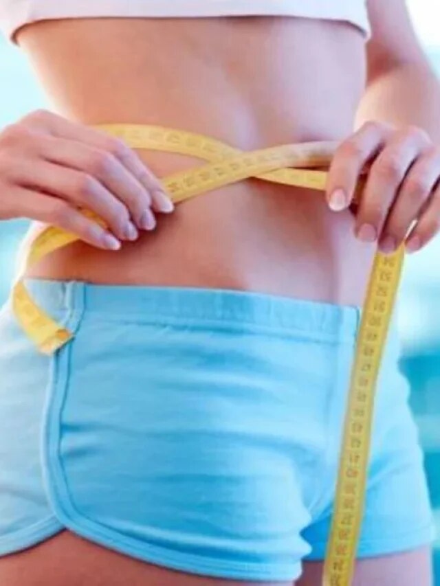 खाली पेट गुनगुने पानी के साथ पिएं ये तेल, महीने भर में कम होने लगेगा वजन