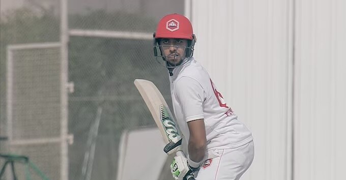 PAK टीम में शोएब मलिक के भतीजे की एंट्री, 19 की उम्र में जड़ा था तिहरा शतक