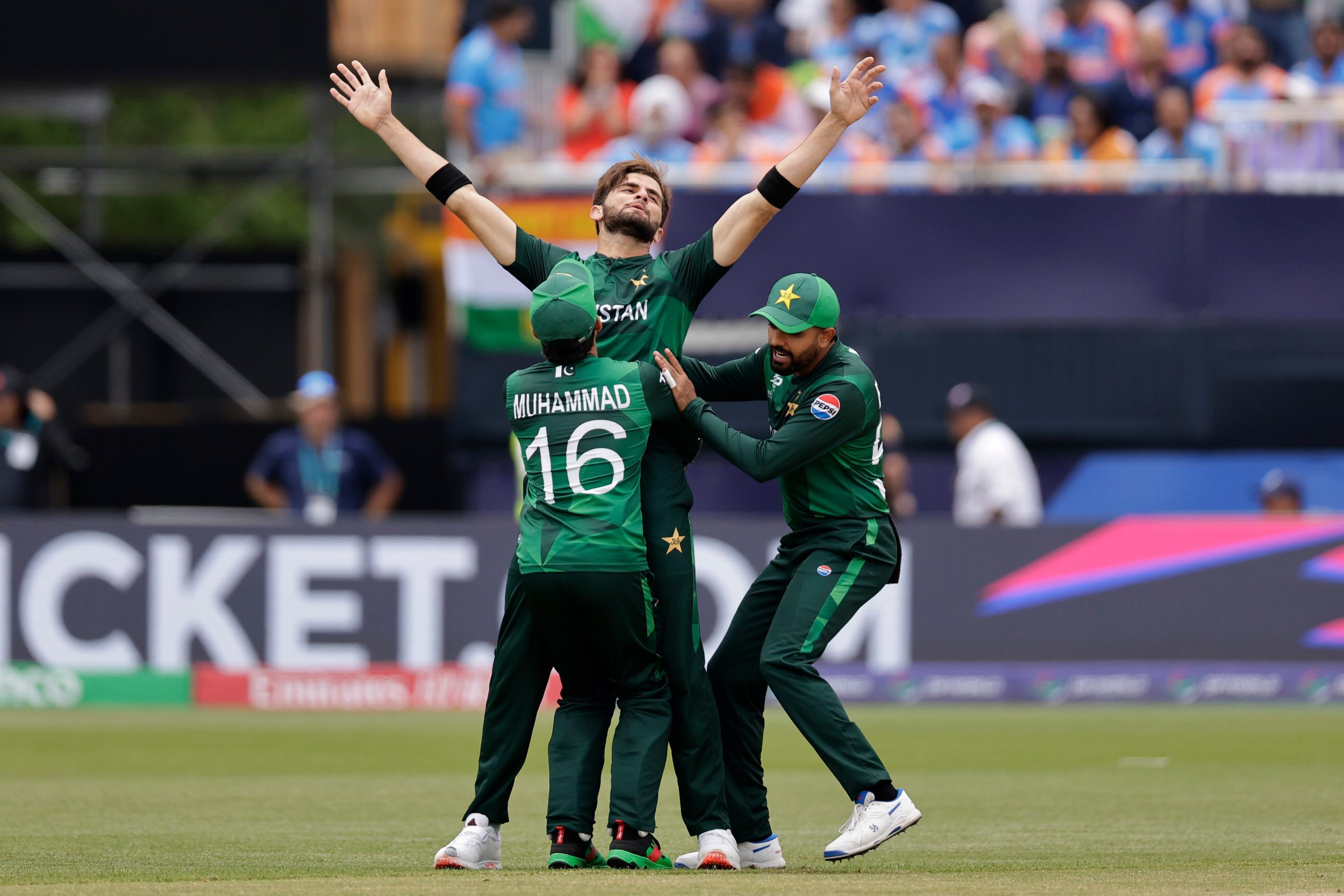 बाबर आजम हुए आफरीदी के सामने ढेर, प्रैक्ट‍िस मैच में जीरो पर OUT, VIDEO