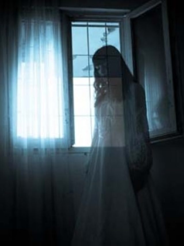 বাড়িতে অশুভ আত্মা রয়েছে, এই গন্ধগুলিতে বোঝা যায়