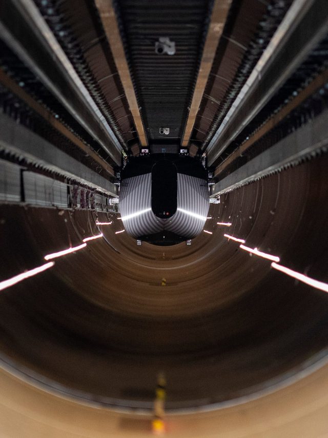 1000km/h की स्पीड से हवा में दौड़ेगी ट्रेन! एलन मस्क के बाद ये है IITM का प्लान