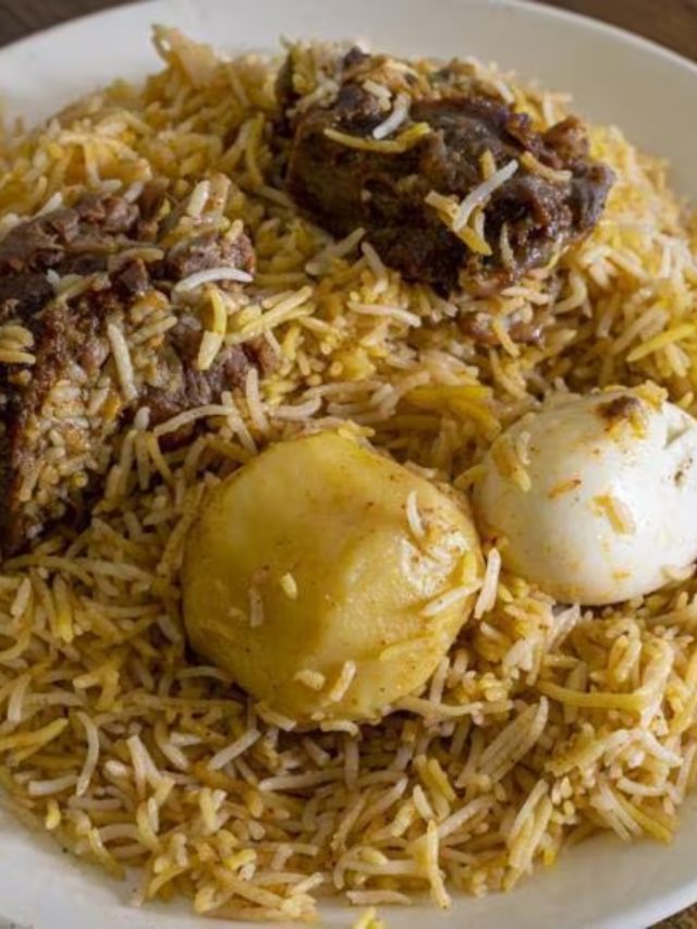 দাদা বৌদির রেস্তরাঁর স্বাদ এবার বাড়ির  বিরিয়ানিতেই, শেফের টিপস