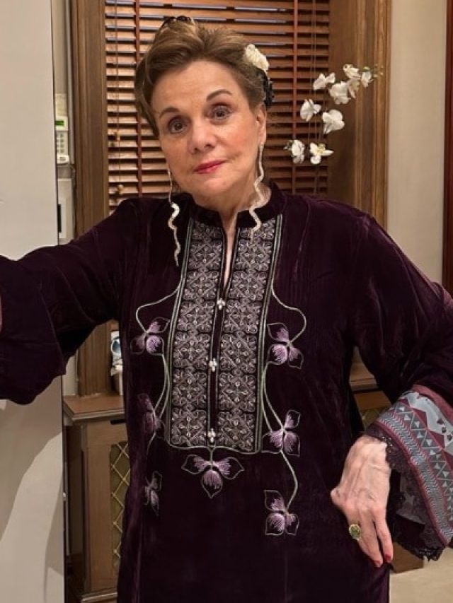 अक्षय कुमार की 'सीक्रेट सलाह' फॉलो कर हेल्दी हैं मुमताज, 77 साल की उम्र में ऐसे दिखती हैं जवां