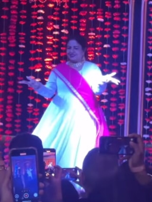 बेटे के संगीत में मधु चोपड़ा ने किया क्लास‍िकल डांस, देखकर इम्प्रेस प्रियंका के ससुराल वाले