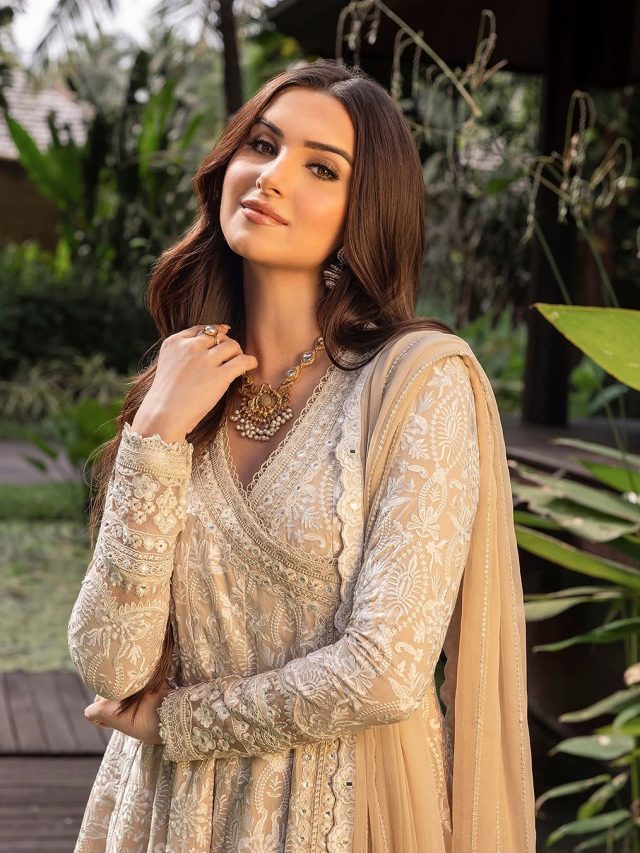 पाकिस्तान के ल‍िए काम कर रहीं तारा सुतारिया? आवाम को पसंद आया अंदाज