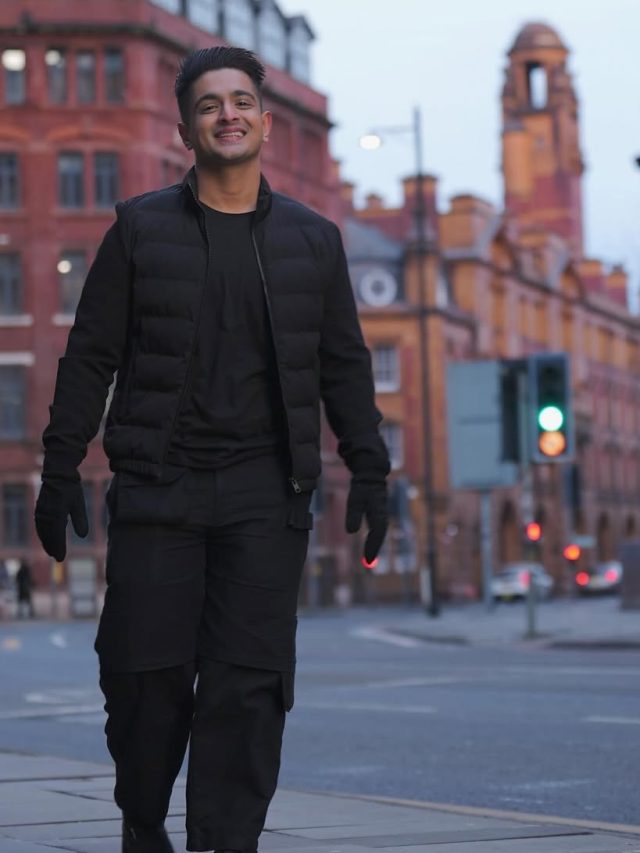 रणवीर से गर्लफ्रेंड ने तोड़ा रिश्ता? पैरेंट्स पर घट‍िया कमेंट करने की वजह से हो रहे ट्रोल