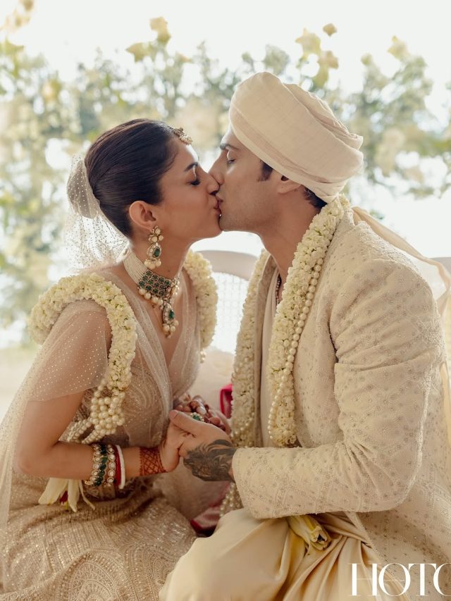 प्रिया के हुए प्रतीक बब्बर, परिवार के आशीर्वाद के ब‍िना की दूसरी शादी, देखें पहली तस्वीर