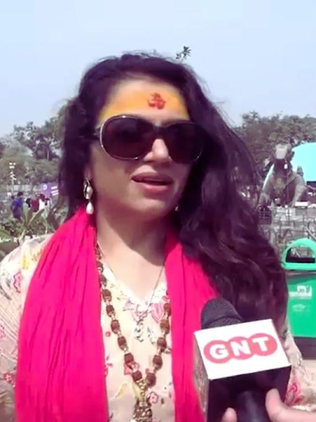 महाकुंभ में 'शिवालय पार्क... श्रद्धालु 12 ज्योतिर्लिंग के एक साथ कर रहे दर्शन