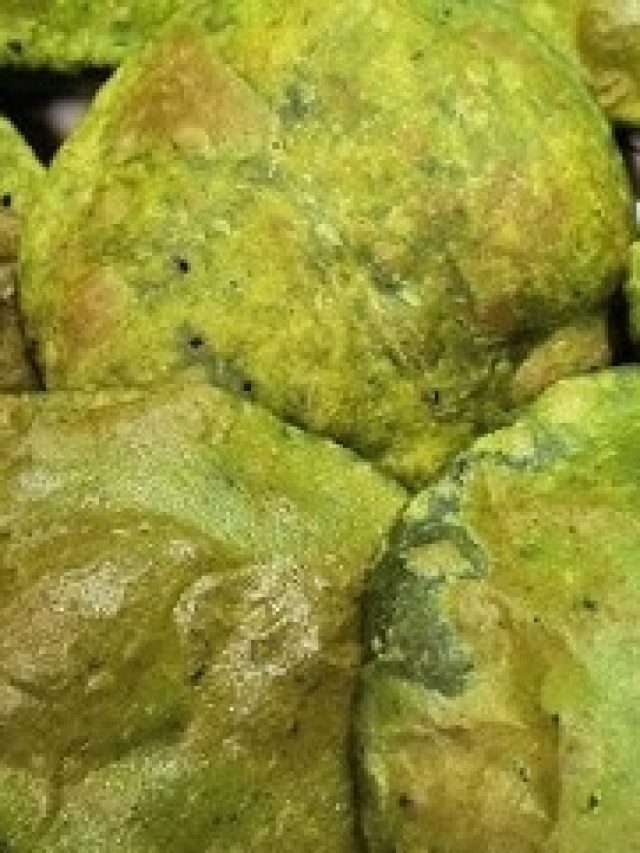 এই শাকের লুচি খুব সুস্বাদু, গ্যাস অম্বলও হবে না,  সহজ রেসিপি