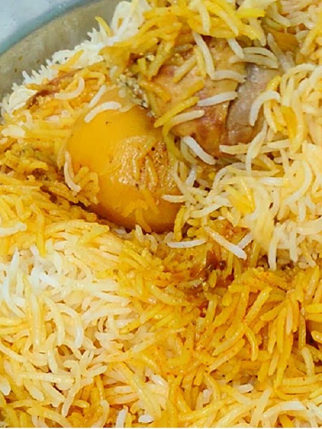 বিরিয়ানির আলু কামড়ে কামড়ে খাবেন, এই ট্রিকসে ঢুকবে মশলা