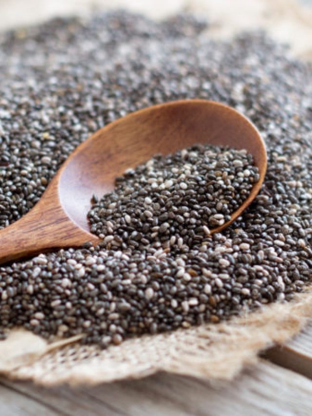 চিয়া সিড কতক্ষণ জলে ভিজিয়ে রাখবেন? এতদিন ভুলটা জানতেন