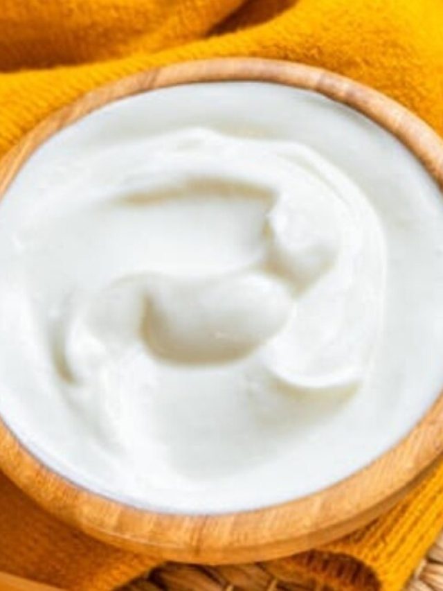 खाली पेट दही खाने से वजन होगा कम, हड्डियों में भी आएगी मजबूती