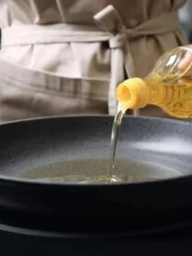 Kitchen Tips: ২ মিনিটেই পরিষ্কার হবে পোড়া তেল, 'সিক্রেট' জানালেন মা-কাকিমারা