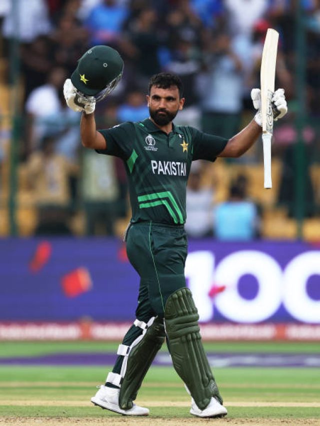 भारत के खिलाफ मैच से पहले पाकिस्तान को बड़ा झटका, ये धुरंधर बाहर