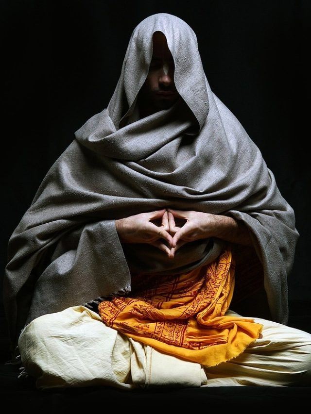 ब्रह्म मुहूर्त में ये 4 सपने दिखना होता है बेहद शुभ, जीवन में आती है धन-दौलत-तरक्की