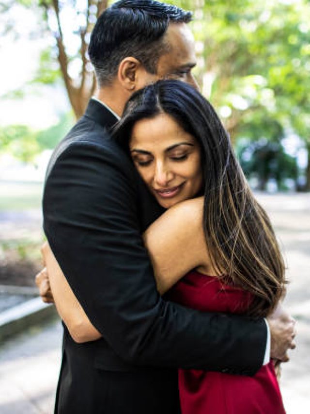 ইয়ং ছেলেরা কেন বিবাহিত মহিলাদের প্রতি আকৃষ্ট হয়? জানলে অবাক হবেন