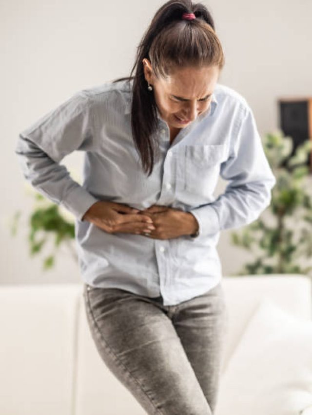 क्या आपके पेट में भी अक्सर बनती है तेज गैस, तो जरूर अपनाएं ये घरेलू तरीके