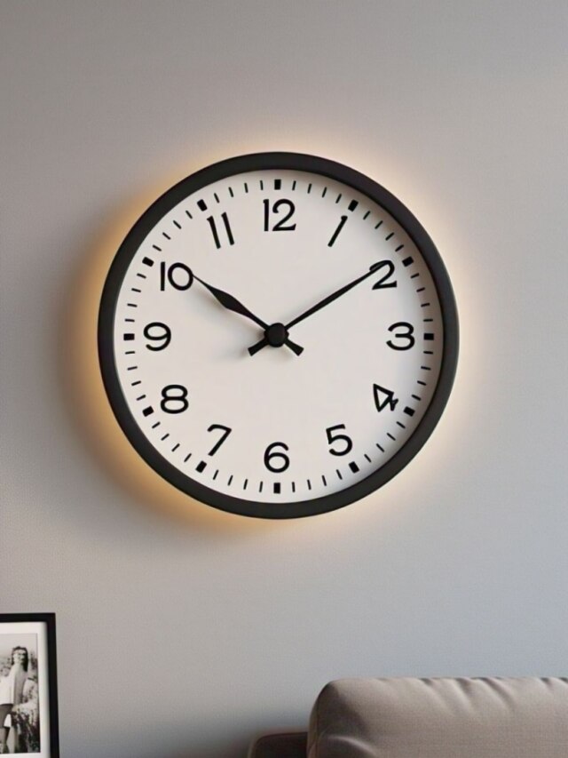 এই দিকে ঘড়ি রাখলেই কাঙাল হবেন, আয়বৃদ্ধির শুভ দিক কোনটি?