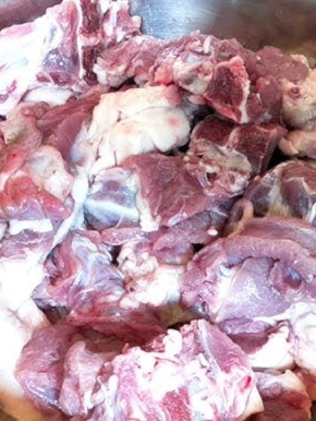 কলকাতার এই ৯ দোকানের খাসির মাংস সবচেয়ে ভাল, দেশি হবেই