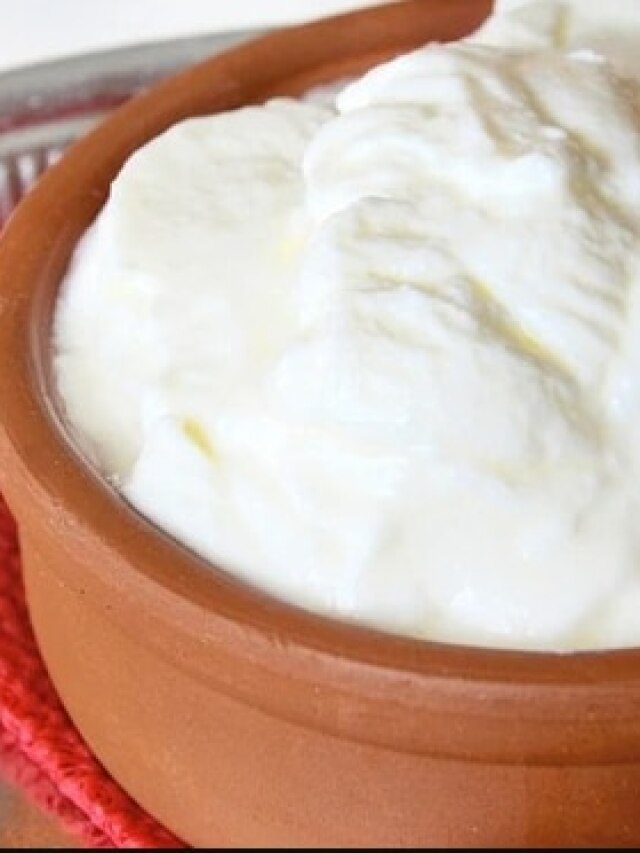 খালি পেটে দই খাওয়া ঠিক? সত্যিটা জানালেন ডাক্তার