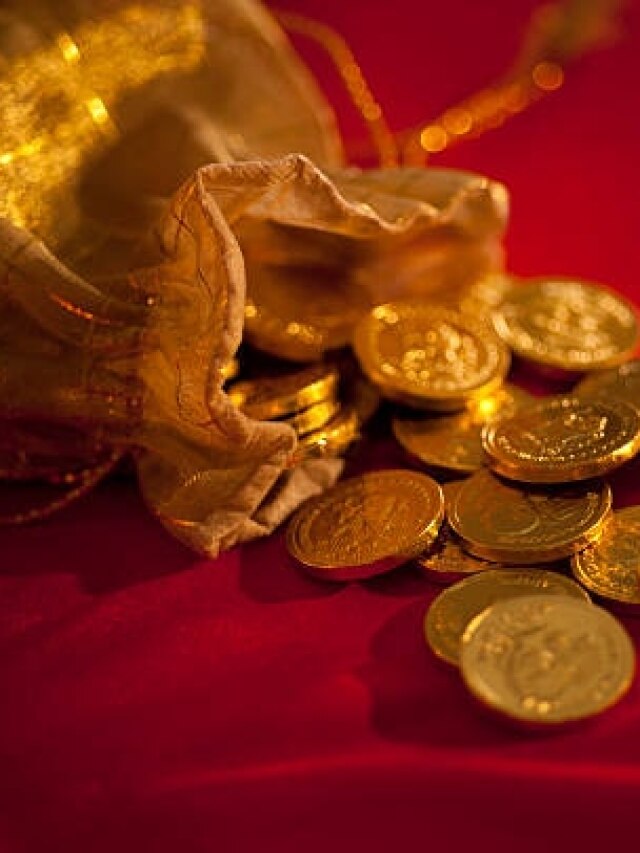 धन प्राप्ति से पहले मां लक्ष्मी देती हैं ये 5 विशेष संकेत, शुरू हो जाता है अच्छा समय