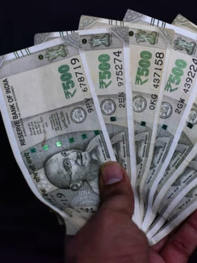 অনেক টাকার মালিক হবেন কীভাবে? ধনী হওয়ার টিপস চাণক্যের