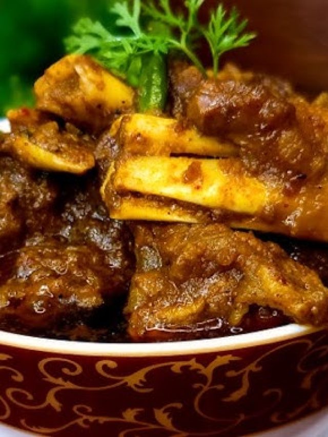 মাংসে কখন দেবেন আদা-রসুন বাটা? সঠিক সময়ে না দিলে স্বাদের বারোটা