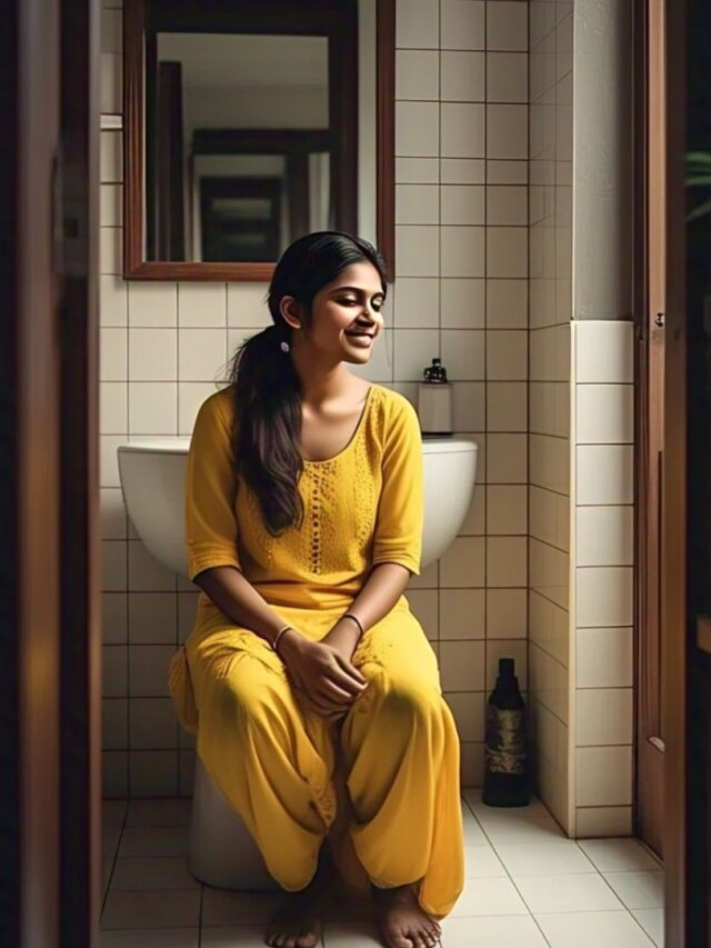 কমোডে বসে এই বড় ভুল করবেন না, ফল ভুগতে হবে