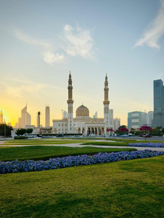 रमजान में UAE में नहीं कर सकते ये काम, पकड़े गए तो होगी सजा!