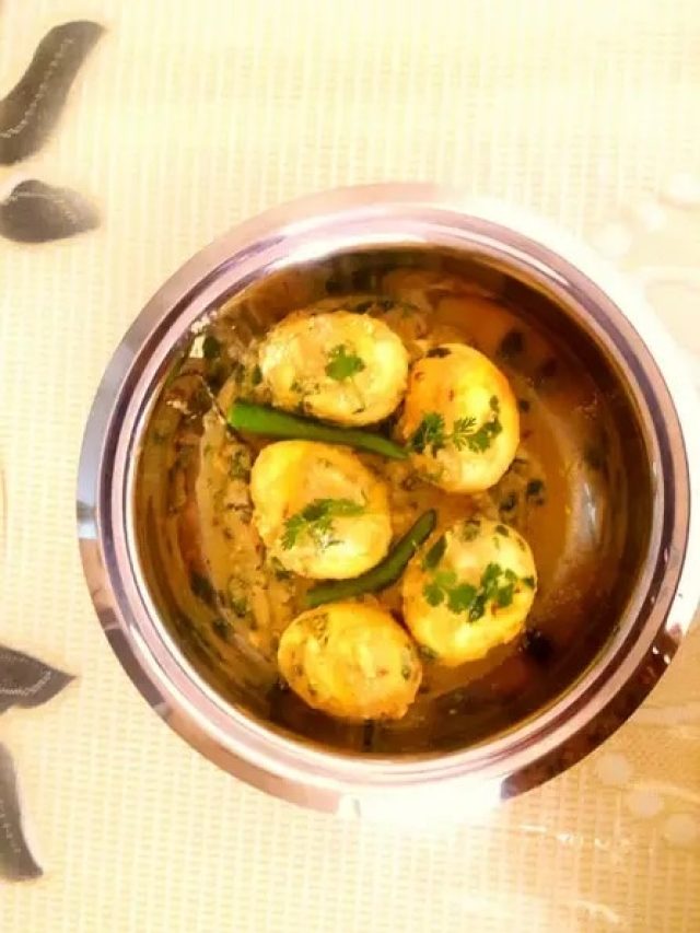 ডিম পোস্তর রেসিপি দেখে নিন, গরম ভাতের সঙ্গে দারুণ লাগে