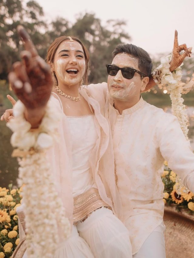 दूल्हे की गोद में बैठकर नाची एक्ट्रेस, हल्दी सेरेमनी में हुई रोमांटिक, दिखा वेडिंग ग्लो