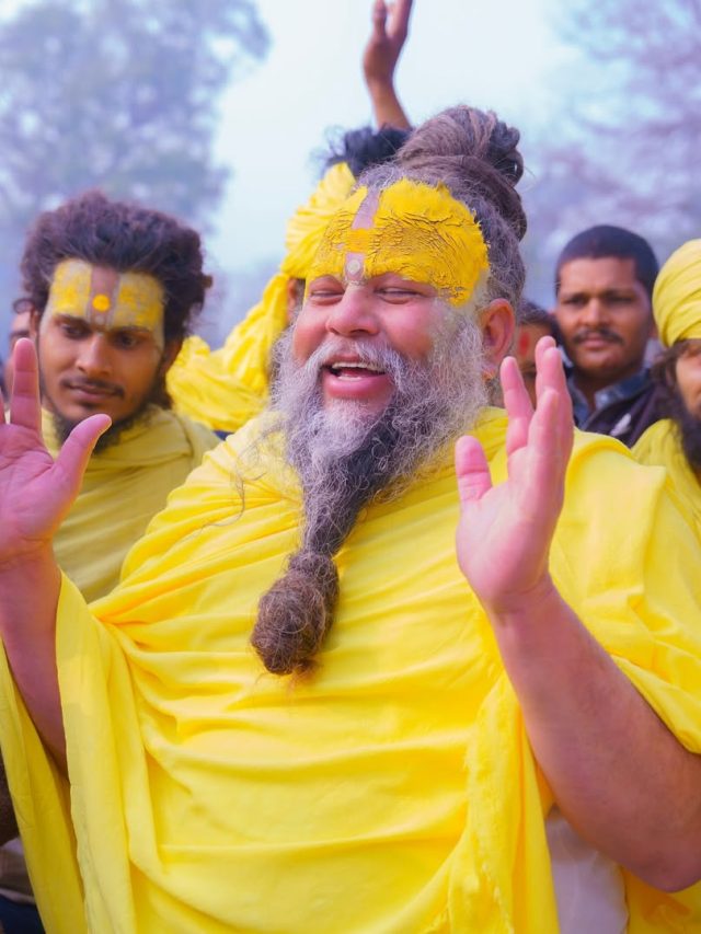 'मुझे आश्रम से निकाल दिया गया', प्रेमानंद महाराज ने बताया पहले कैसे थे उनके हालात