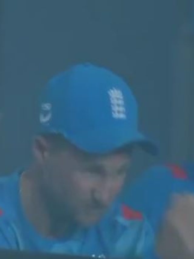 अफगानिस्तान से हार के बाद रूट के छलके आंसू, बटलर भी हुए भावुक, VIDEO