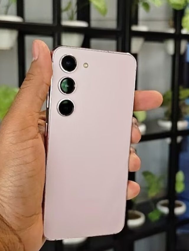 आधे दाम में मिल रहा Samsung का ये महंगा फोन, Flipkart पर खास ऑफर