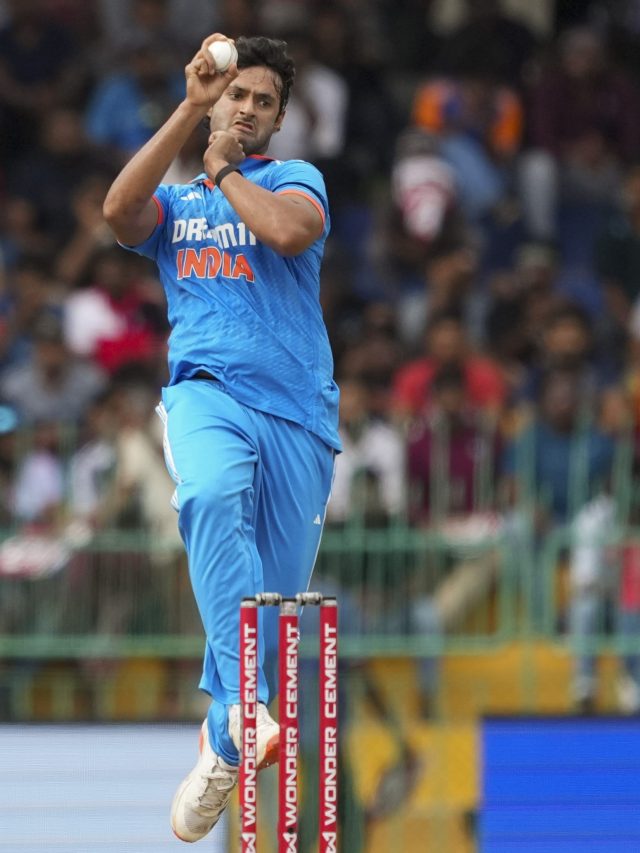 श‍िवम दुबे ने रच द‍िया इत‍िहास, T20 में ये महारिकॉर्ड बनाने वाले पहले ख‍िलाड़ी