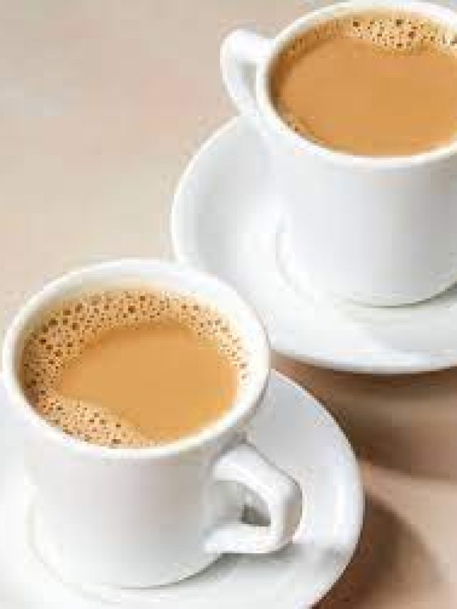 লিকার নয়, দুধ চায়েই উপকার বেশি, কেন বলছেন ডাক্তাররা?