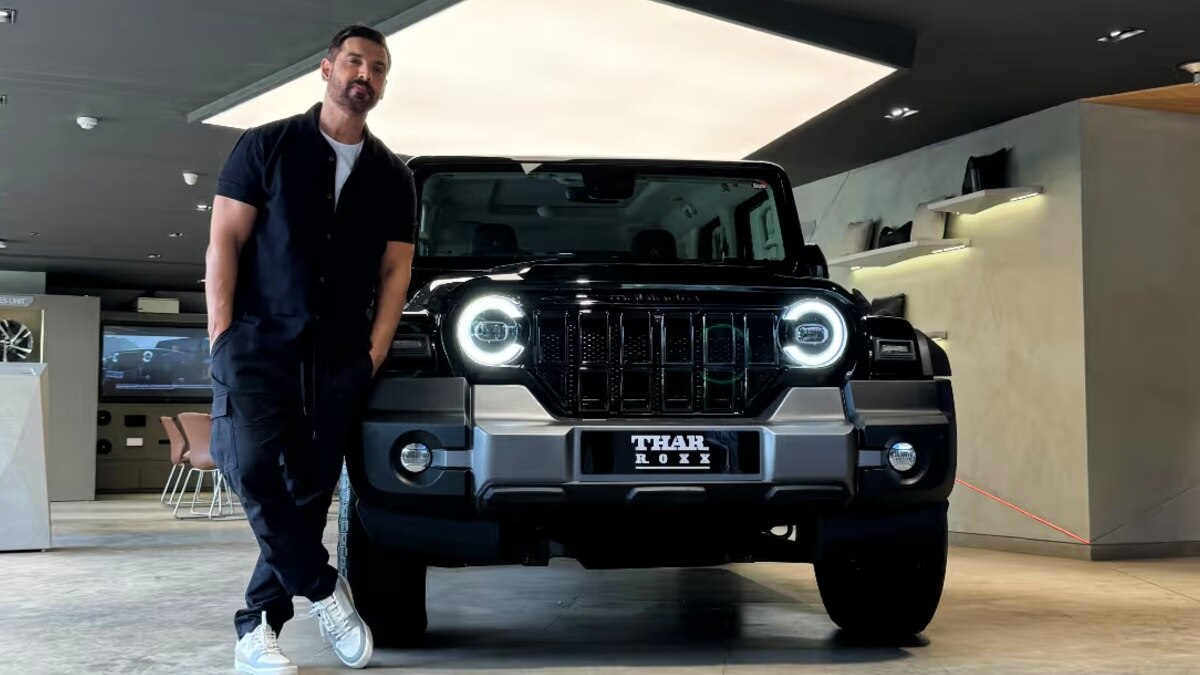 जॉन अब्राहम के लिए महिंद्रा ने बनाई स्पेशल 'Thar Roxx', जानें क्या है ख़ास