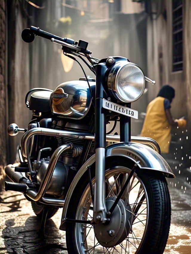 বাইক ধোয়ার সময় এই ভুল করবেন না! রঙ নষ্ট হয়ে যাবে